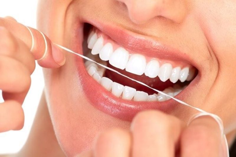 Cách xử lý vấn đề hôi miệng sau khi bọc răng sứ