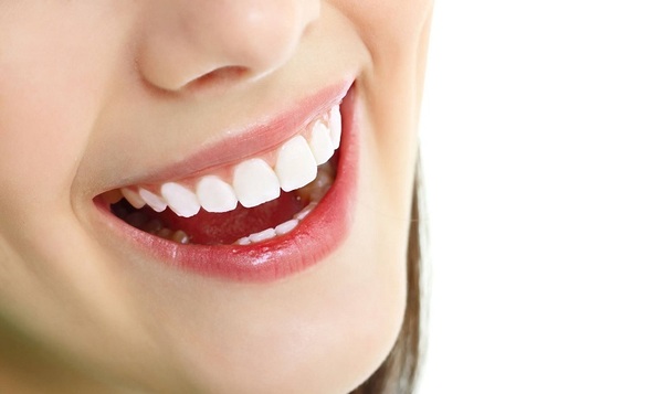 Bọc sứ là phương pháp tái tạo cải thiện chức năng của răng