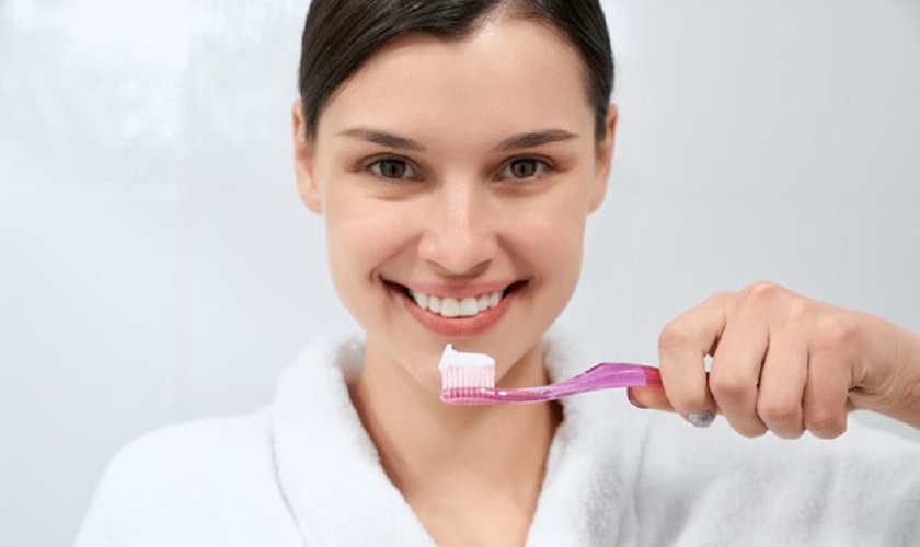 Vệ sinh răng miệng thật kỹ