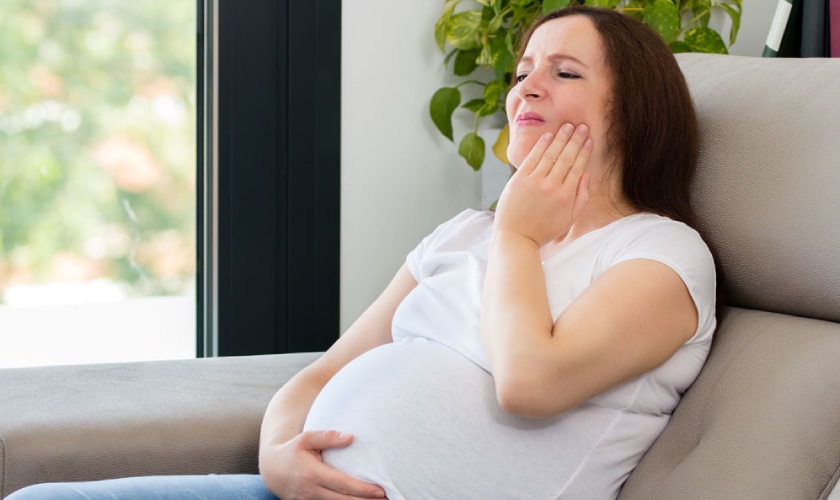 Mẹ bầu bị sâu răng có thể làm tăng khả năng sinh non
