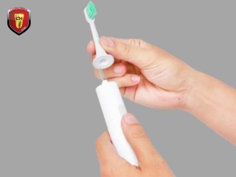 Cách vệ sinh từng bộ phận của bàn chải điện