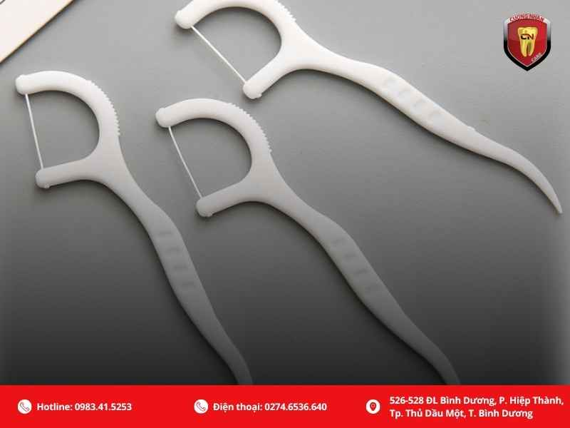 Tăm chỉ nha khoa (Floss Pick)